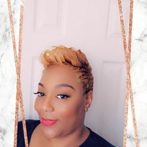 Meet your Posher, Denise